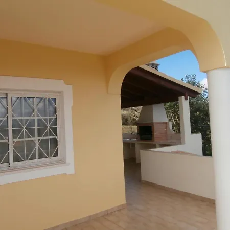 Villa Em1177 *